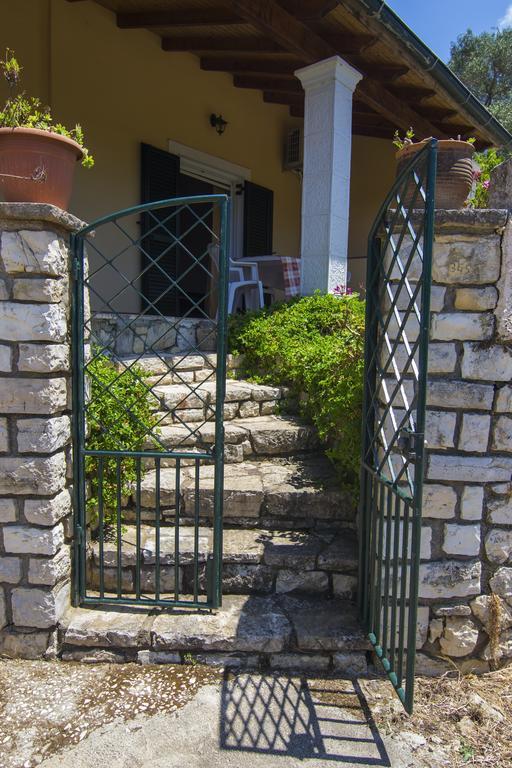 Katia Apartments Gaios Exterior photo
