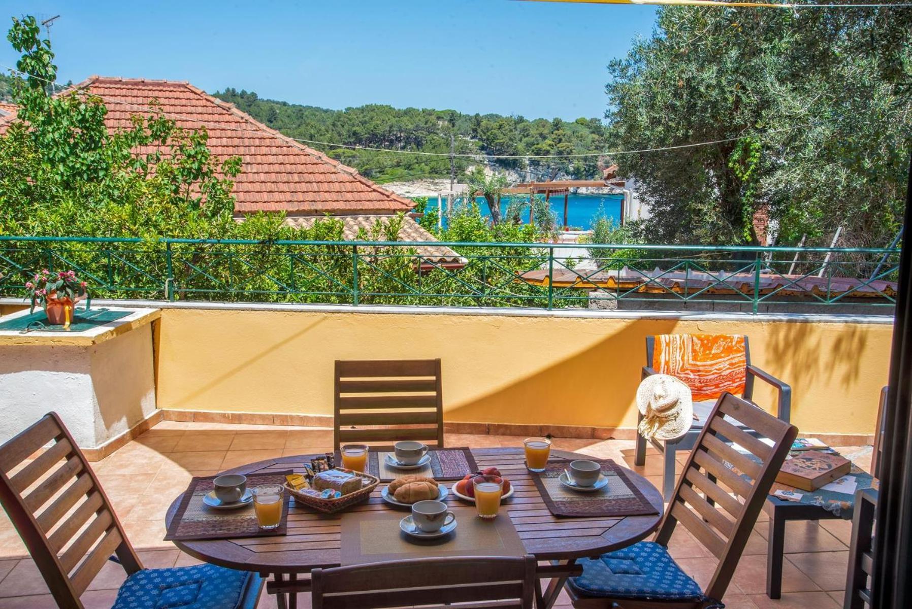 Katia Apartments Gaios Exterior photo