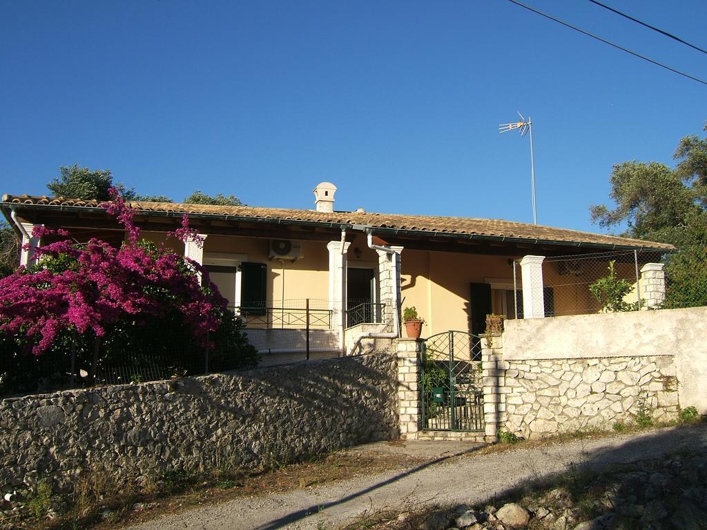 Katia Apartments Gaios Exterior photo